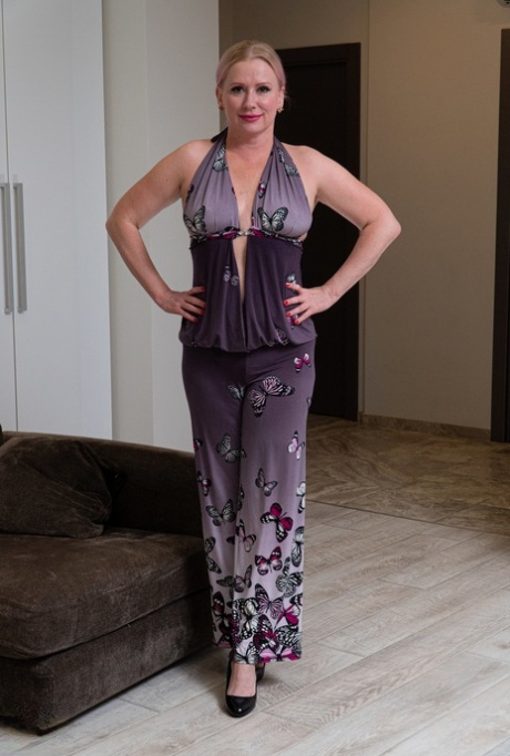 bbw sneaky link art naked pic