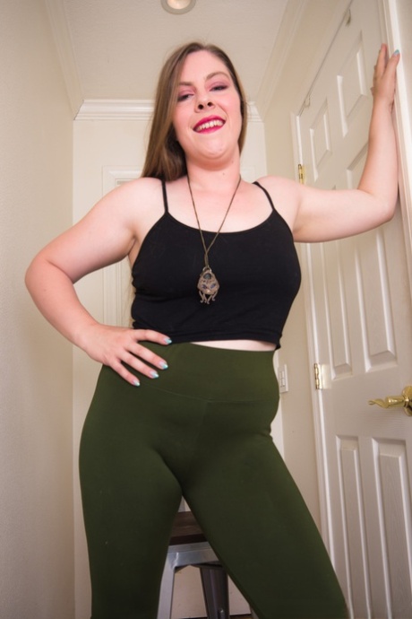 thick rican hot nude image