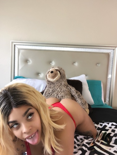 porn curvy cougar naked pictures