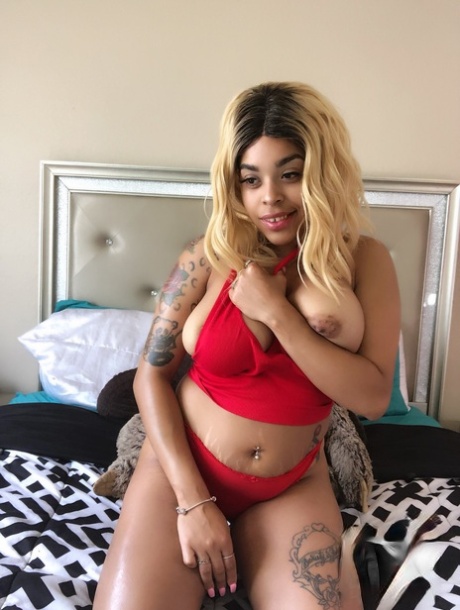 fat asian solo naked photos