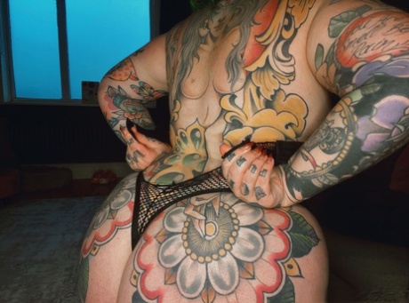 big booty bbw ass spread art naked pics