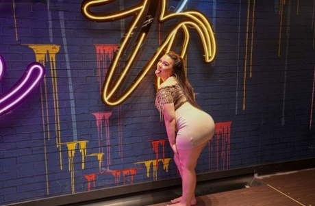 cum inside fat pussy sexy nude pictures