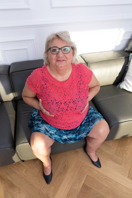 new zealand bbw art naked images