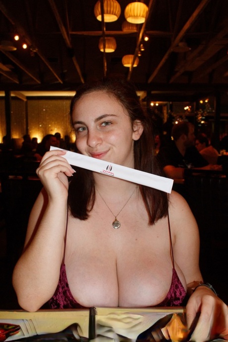 curvy thot porn images