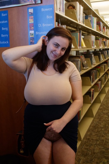 fat ass secretary xxx photo