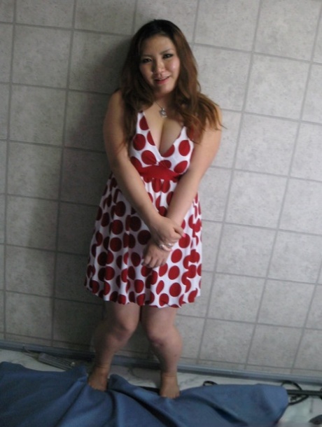 curvy girl missionary hot sexy gallery