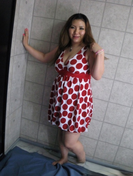 thick ebony cousin beautiful img