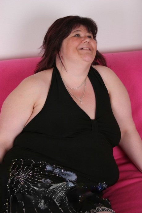 dirty diana looking thick and sexy in her lingerie porn gallery