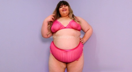 bbw in glasses exclusive image