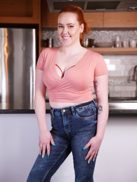 chubby big busty blonde beautiful galleries