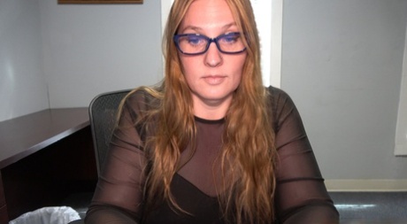 bbw blonde julie cash masturbates sexy nude galleries