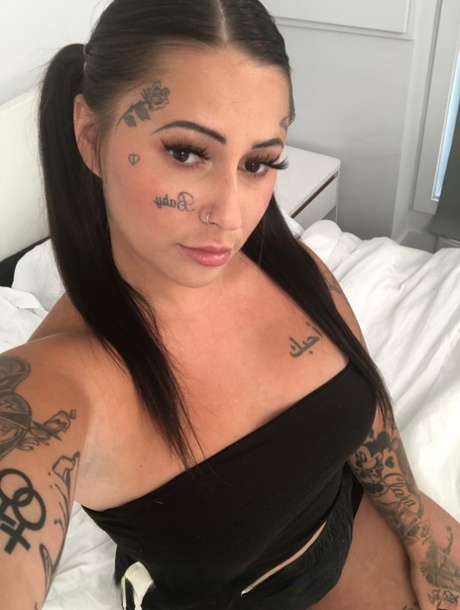thick blonde gilf hot sex img