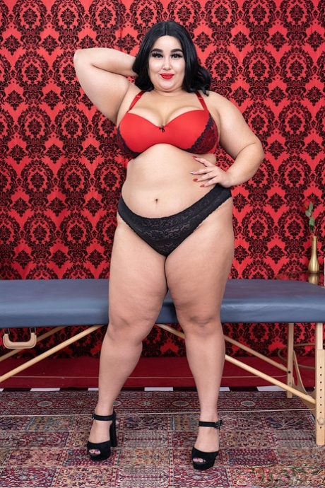 curvy latina stepmom fucked by stepson rose monroe erotic photo