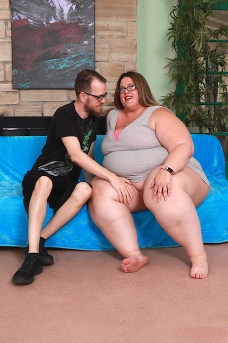 thick thighs compilation pretty images