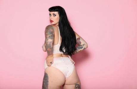 big booty white girls leggings pornographic pics
