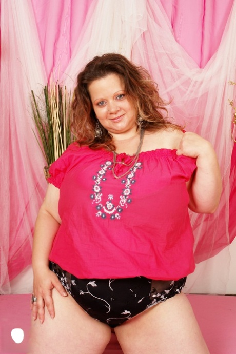 hot plumper model pussy fucked free nude pic