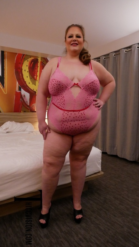fat british bbw naked archive