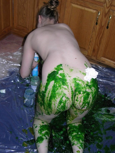 bbw desperate pee perfect pictures