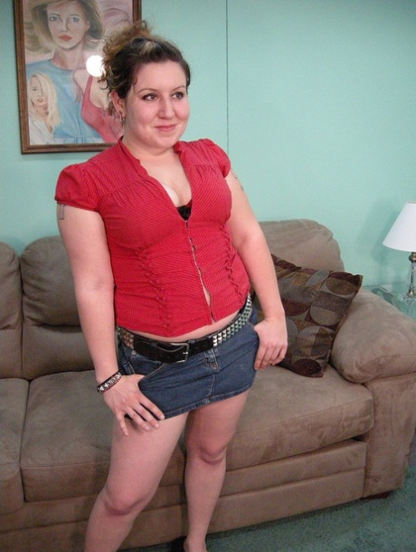 chubby blonde pussy toying hot xxx pictures