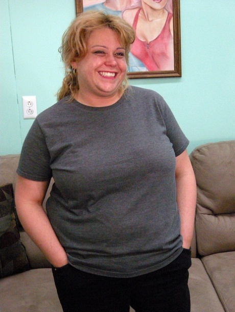 curvy polynesian nice img