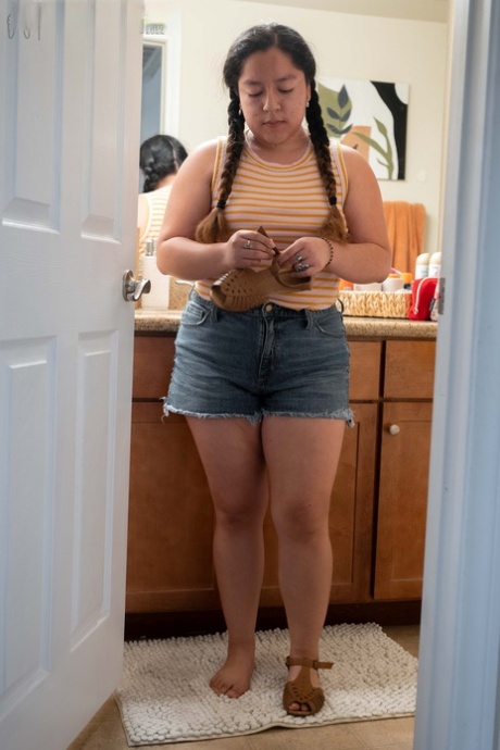 big booty latina likes it from behind free gallery