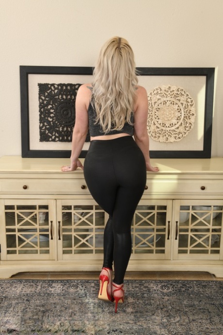 bbw lucrecia nice archive