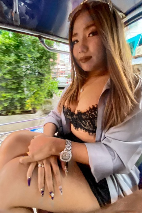 fat pumping girl masterbating free porn gallery