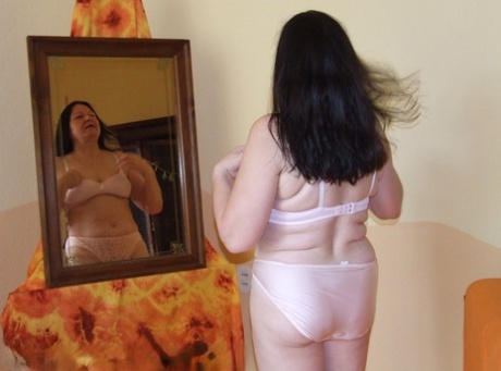 curvy fake tits art xxx gallery
