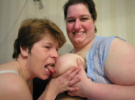 bbw cleaning nice pics