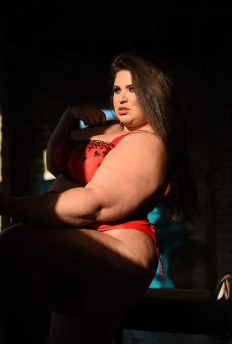 platinum blonde bbw erotic gallery
