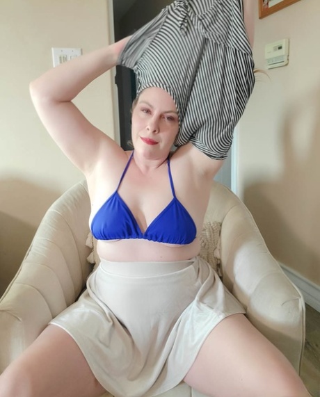 curvy stepmoms beautiful images