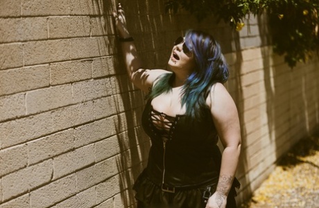 fat woman fucked by a car mechanic sexy xxx photo