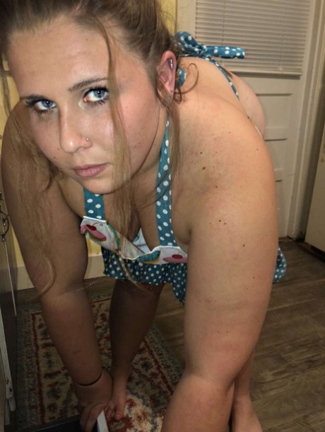 bbw dominates man top images