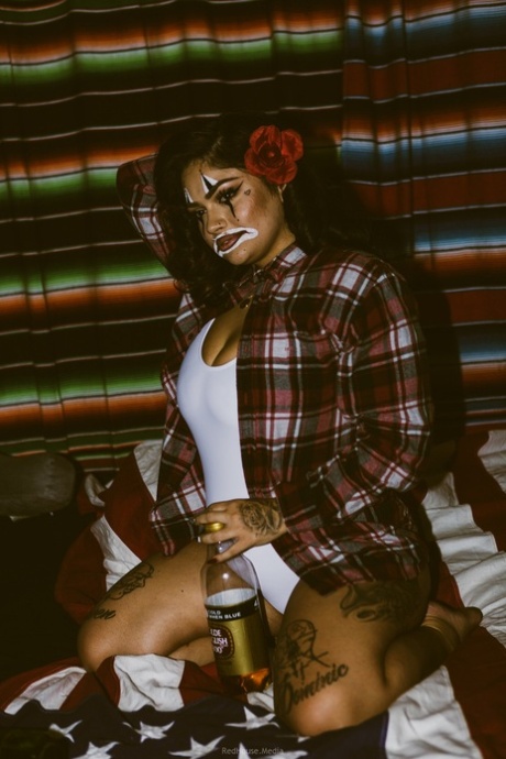 erotic chubby wife public humiliation nudes pictures