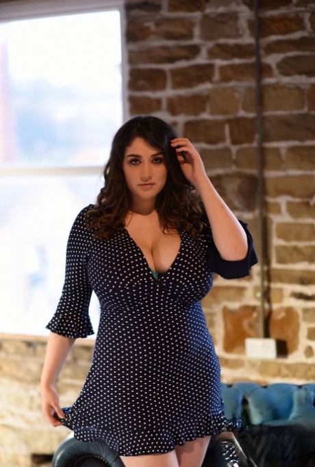 bbw malaysia inside car sexy nudes image