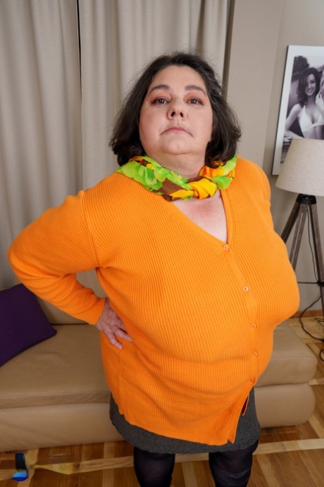 granny ass old fat hd perfect pic