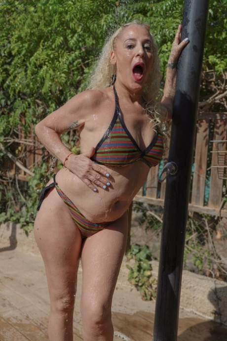 bbw plastt hot images