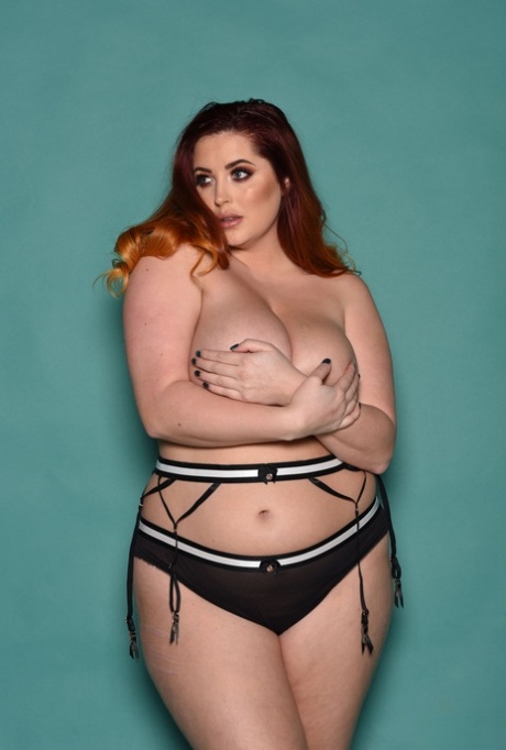 destruction of curvy gen-z whore hot sexy pic
