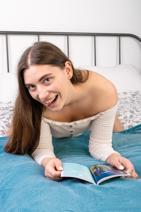 mummy fat mastrubate alone sexy photos