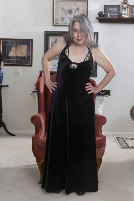 chubby wife bbc caption hot sexy img