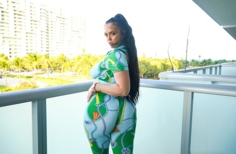 ass brazilian fat in chubby butt woman bbw fetish clothing sex galleries