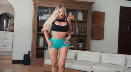 thick chocolate booty rides dick pornographic pic