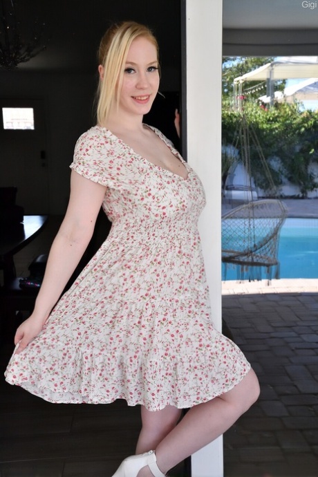 xxxmin in her fat hd sexy nude photo