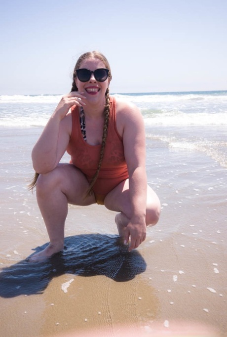 mature bbw in stockings nice image