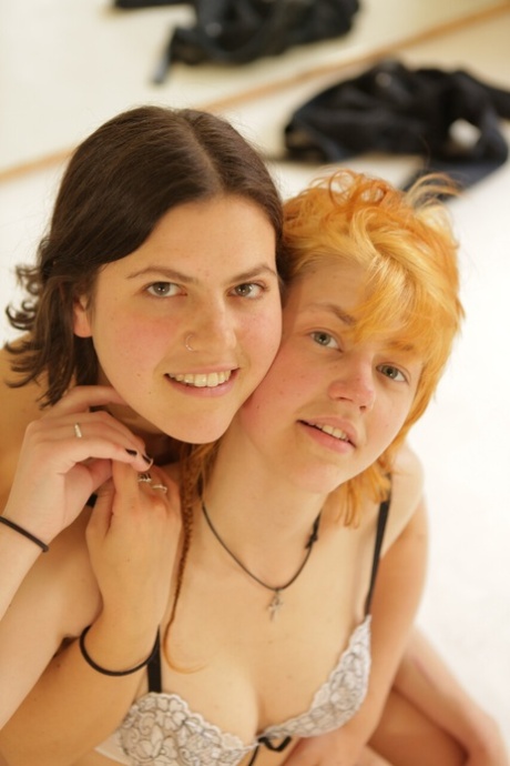 chubby teen group sex free naked pictures