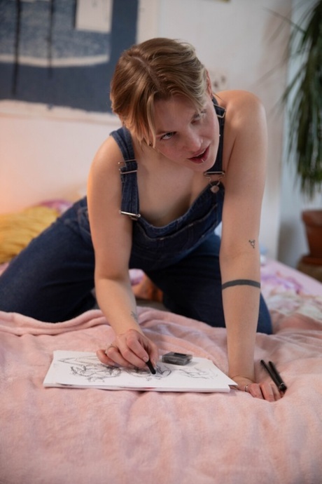 thick midget anal sexy nudes pics