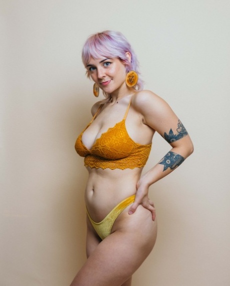 big ass in lingerie riding sexy pictures