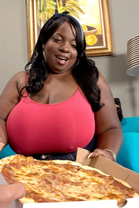 bbw onlyfans/ qamar sexy nudes galleries