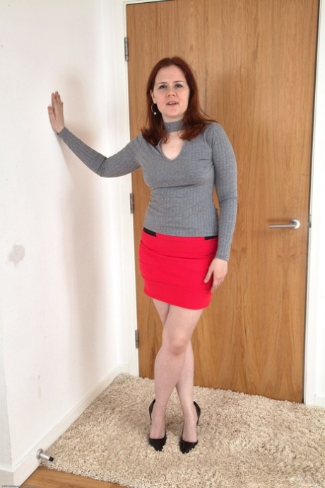 tutor fucking curvy daughter porn pic