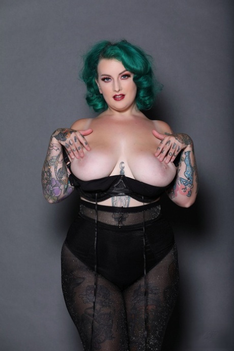 bbw ass public adult photo